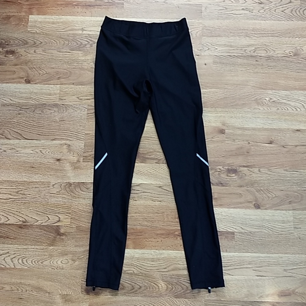 Black xersion running tights